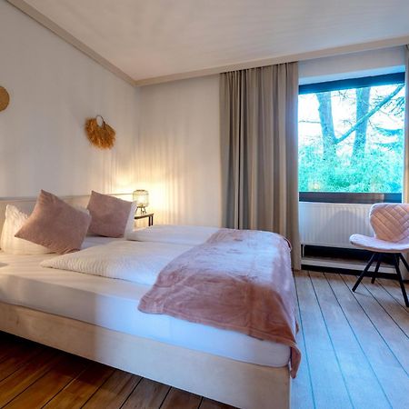לייר Hotel Waldkur מראה חיצוני תמונה