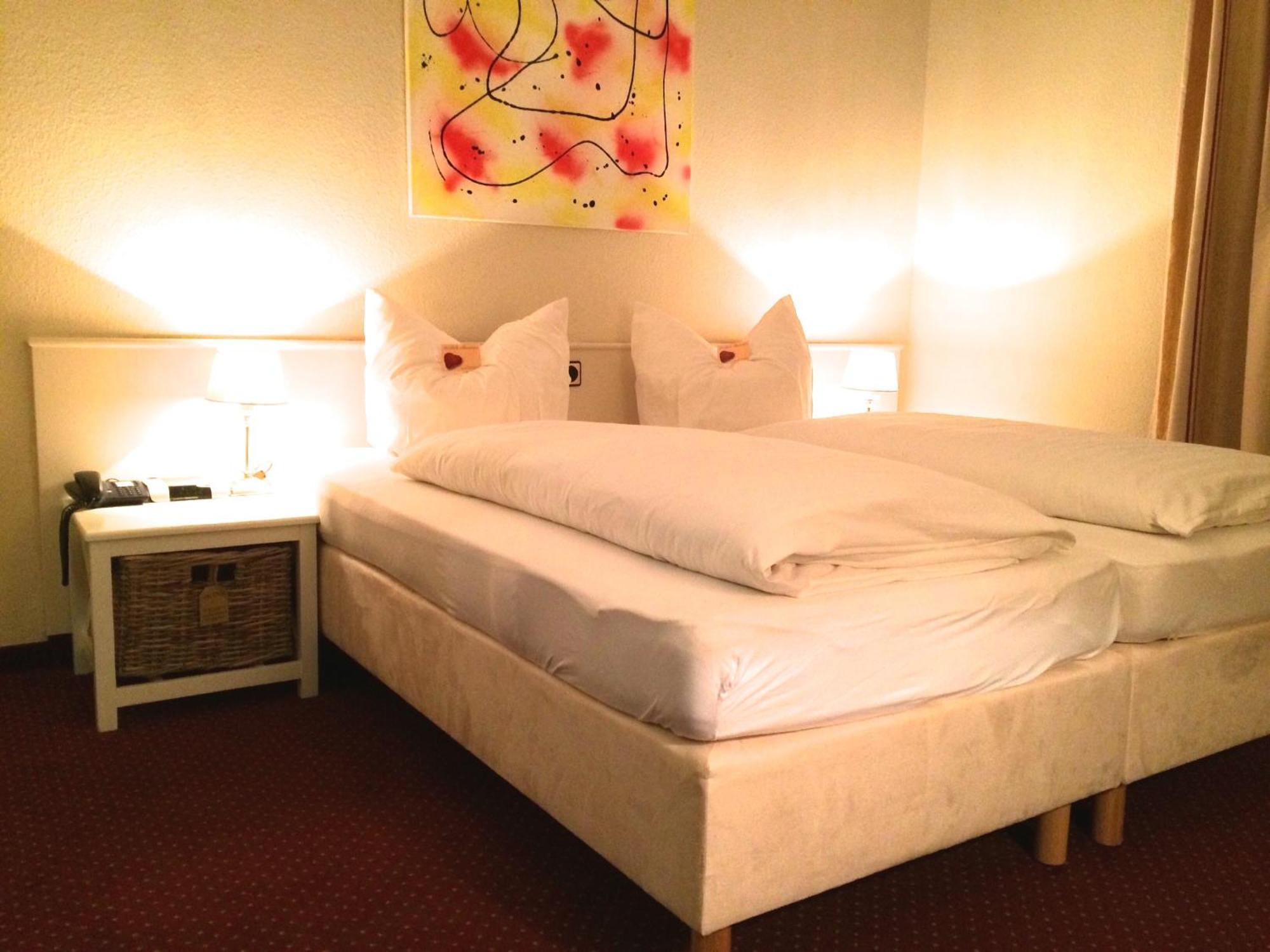 לייר Hotel Waldkur מראה חיצוני תמונה